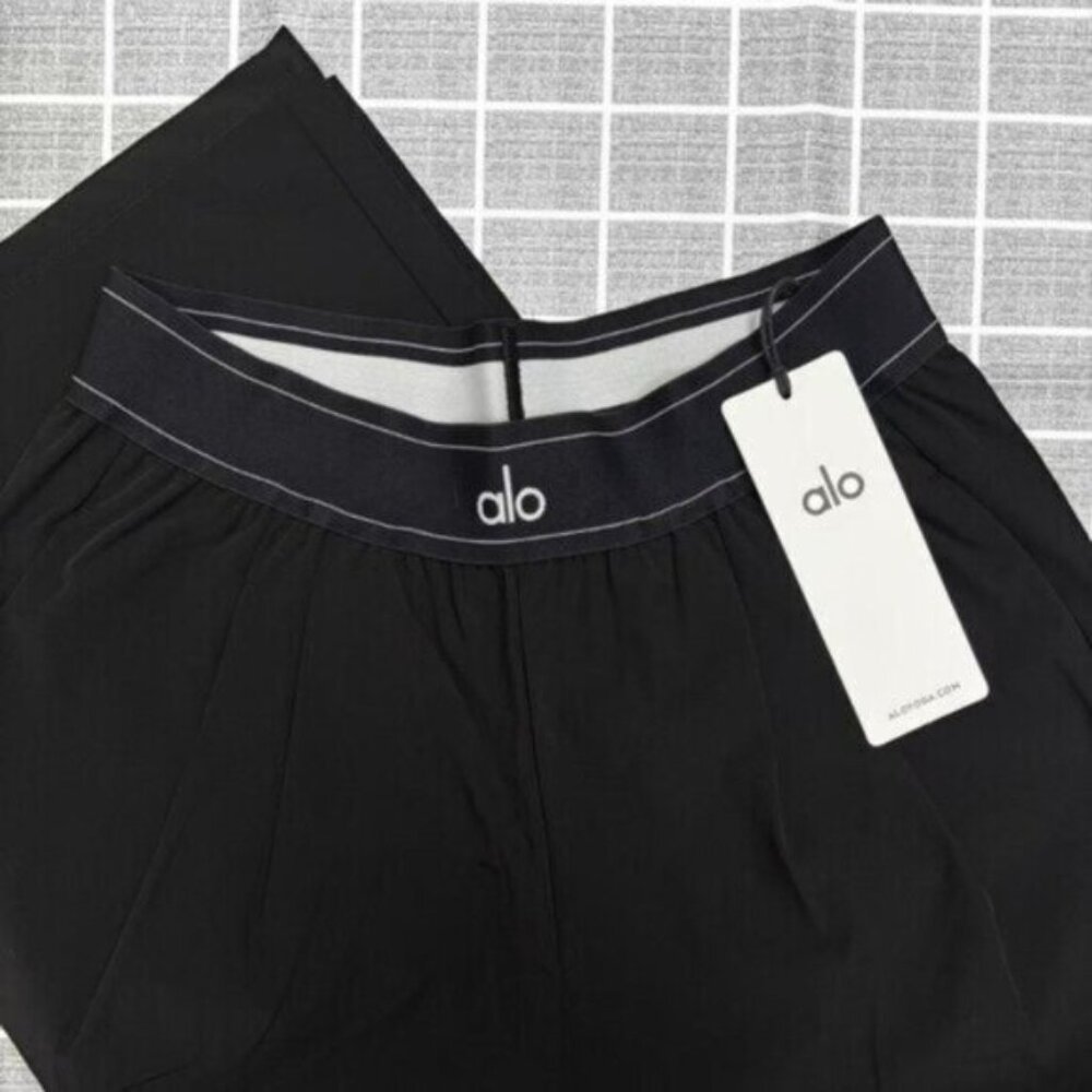 Brand new ALO Yoga Women's Black Suit Up Trouser (Regular)✈🖤 - Picture 2 of 7